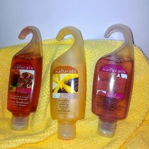 Avon Naturals Shower Gel Trio